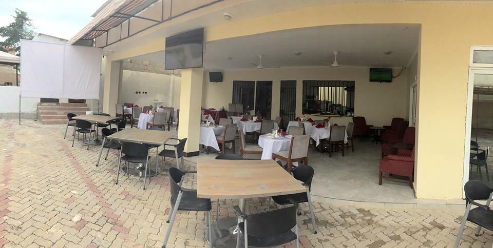 Shamool Hotel Dar es Salaam Esterno foto